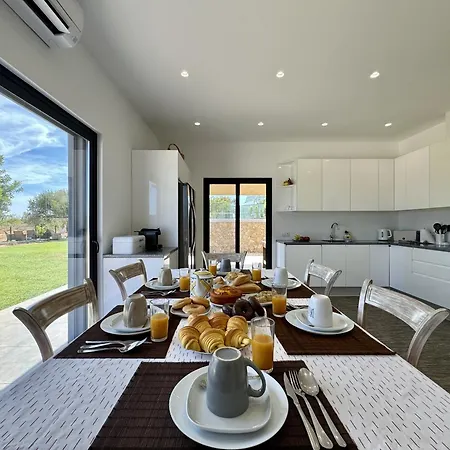 Algarve Country Modern With Pool By Homing *